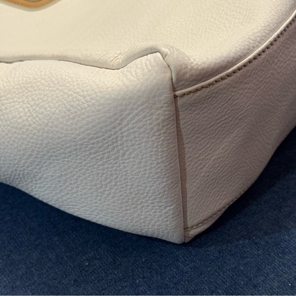 HOBO Large Leather Sheila Satchel NWT - Picture 12 of 15